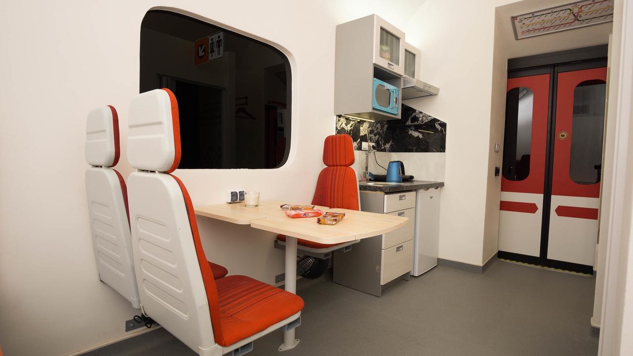 Metro Apartment Prague By Main Train And Bus Station Bagian luar foto