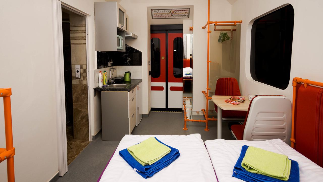 Metro Apartment Prague By Main Train And Bus Station Bagian luar foto